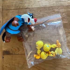 Tweetie and Sylvester figurines